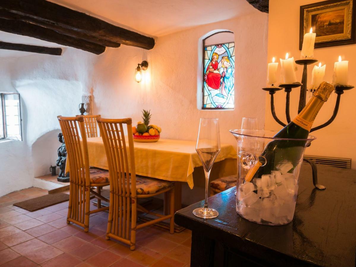 Eze Monaco Middle Of Old Town Of Eze Vieux Village Romantic Hideaway With Spectacular Sea View מראה חיצוני תמונה